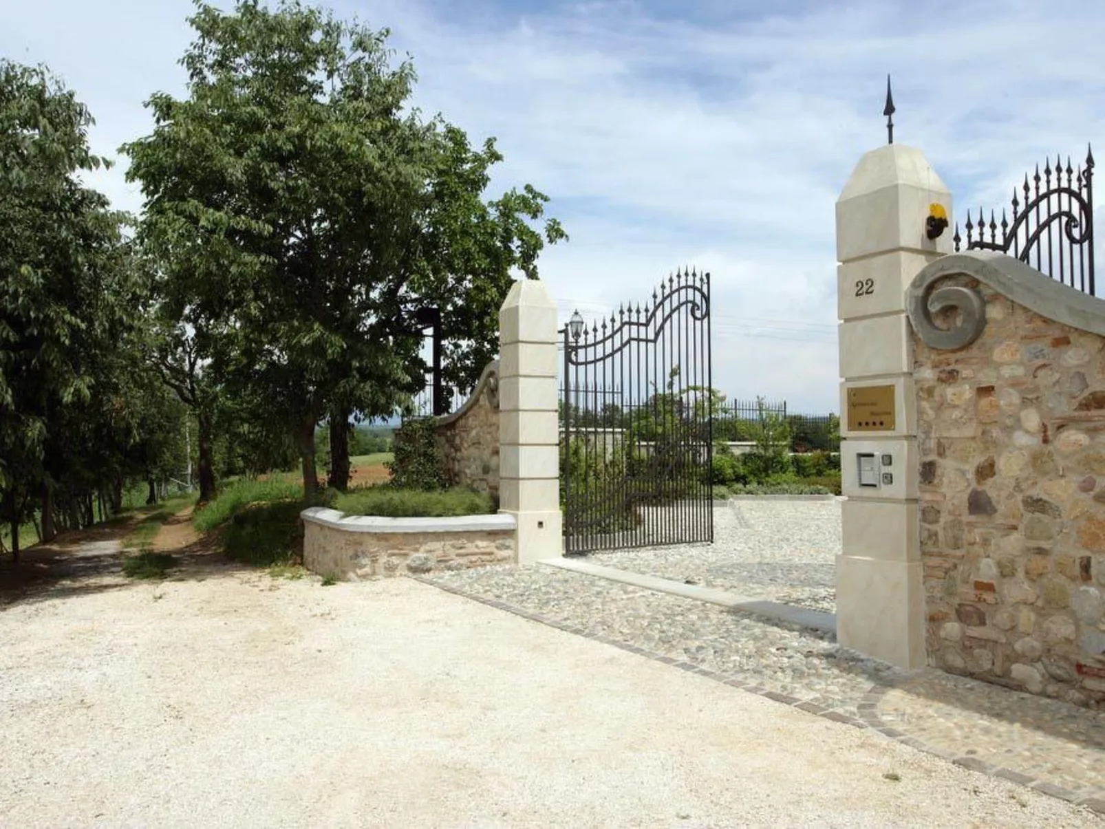 Flacher Hof-Draußen