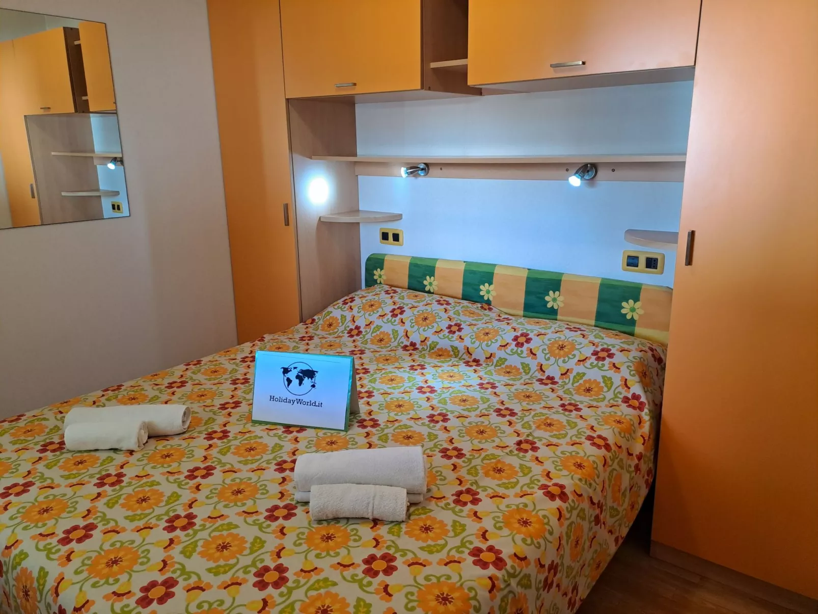 Golden Beach bei Holiday World-Inside