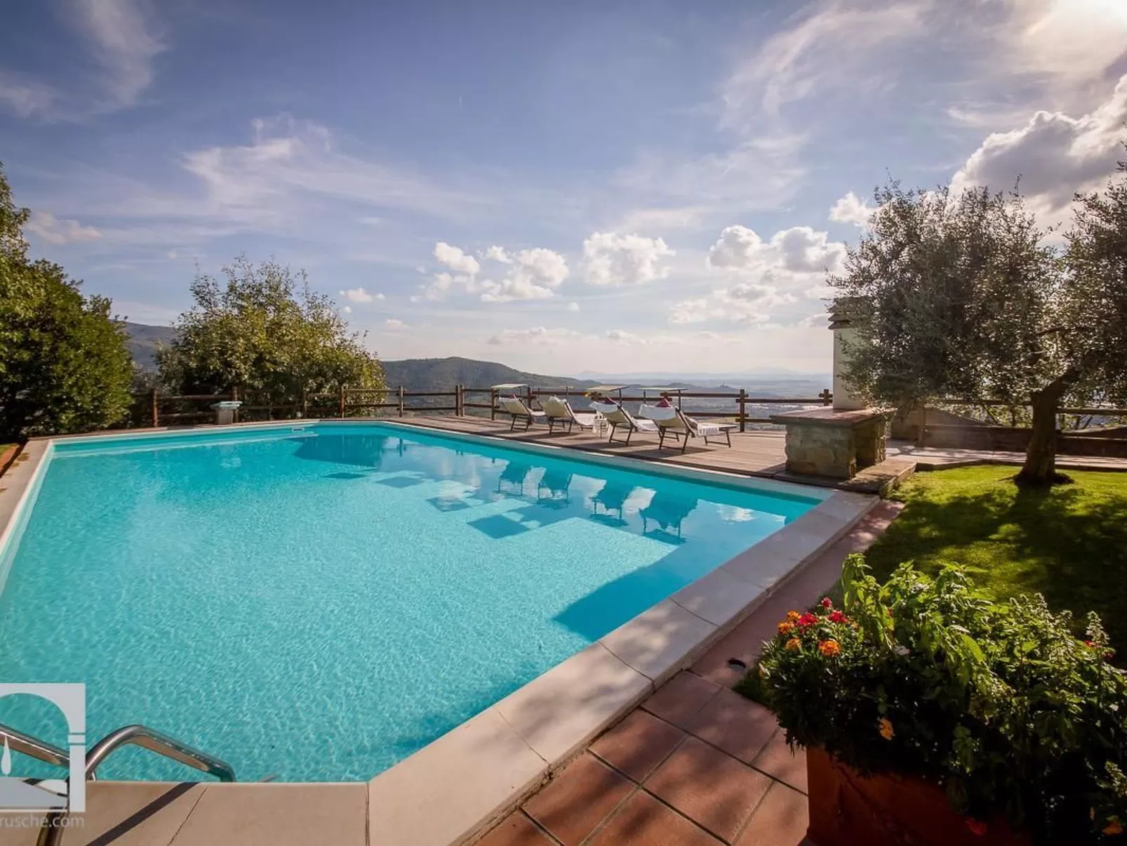 Villa La Foce-Image-tags.info