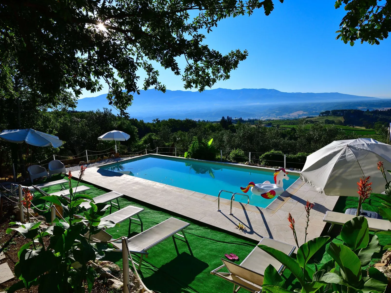 Villa Silvia-Outside