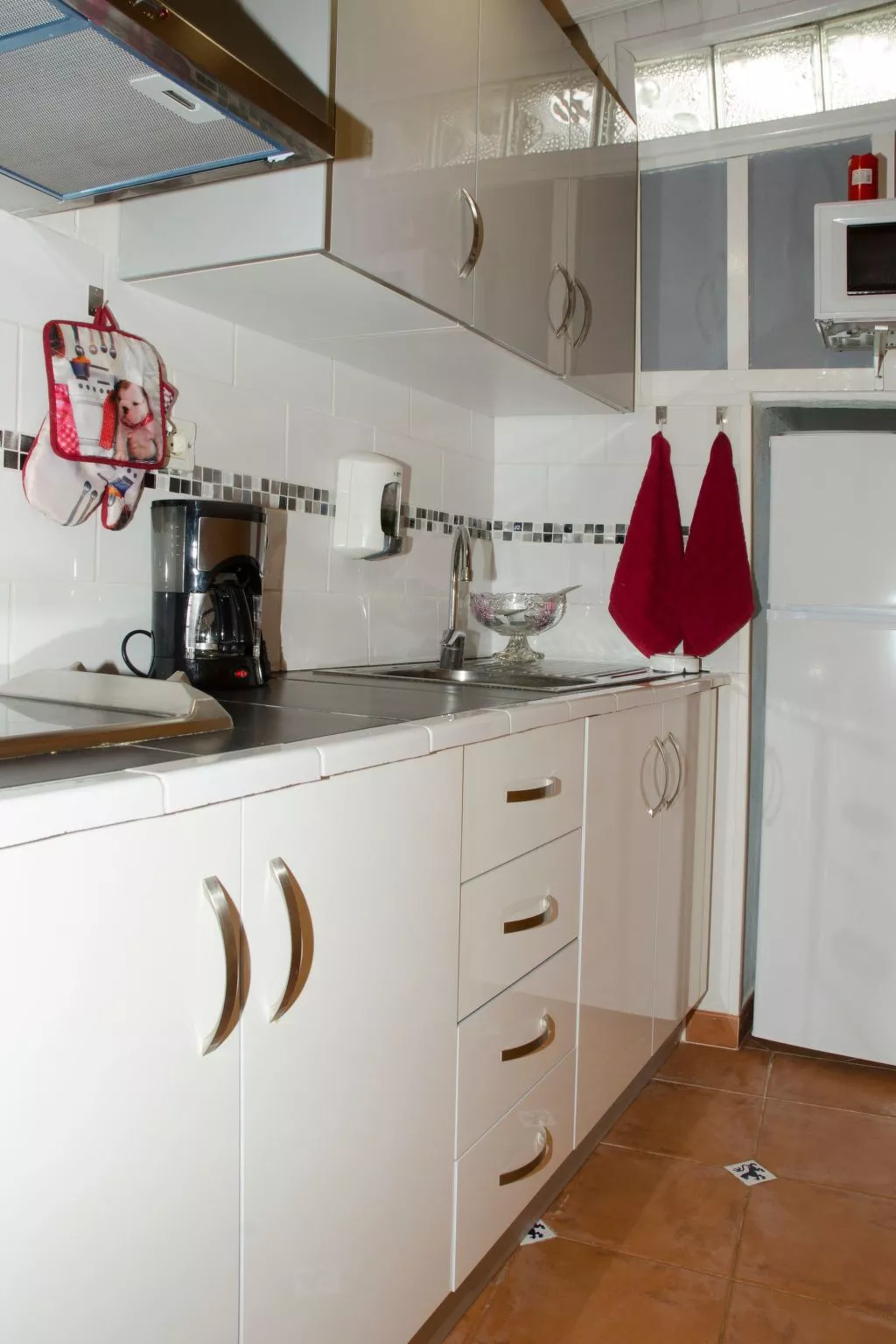 Ländliches Haus mit herrlichem Blick auf das Meer und das Tal.-Inside