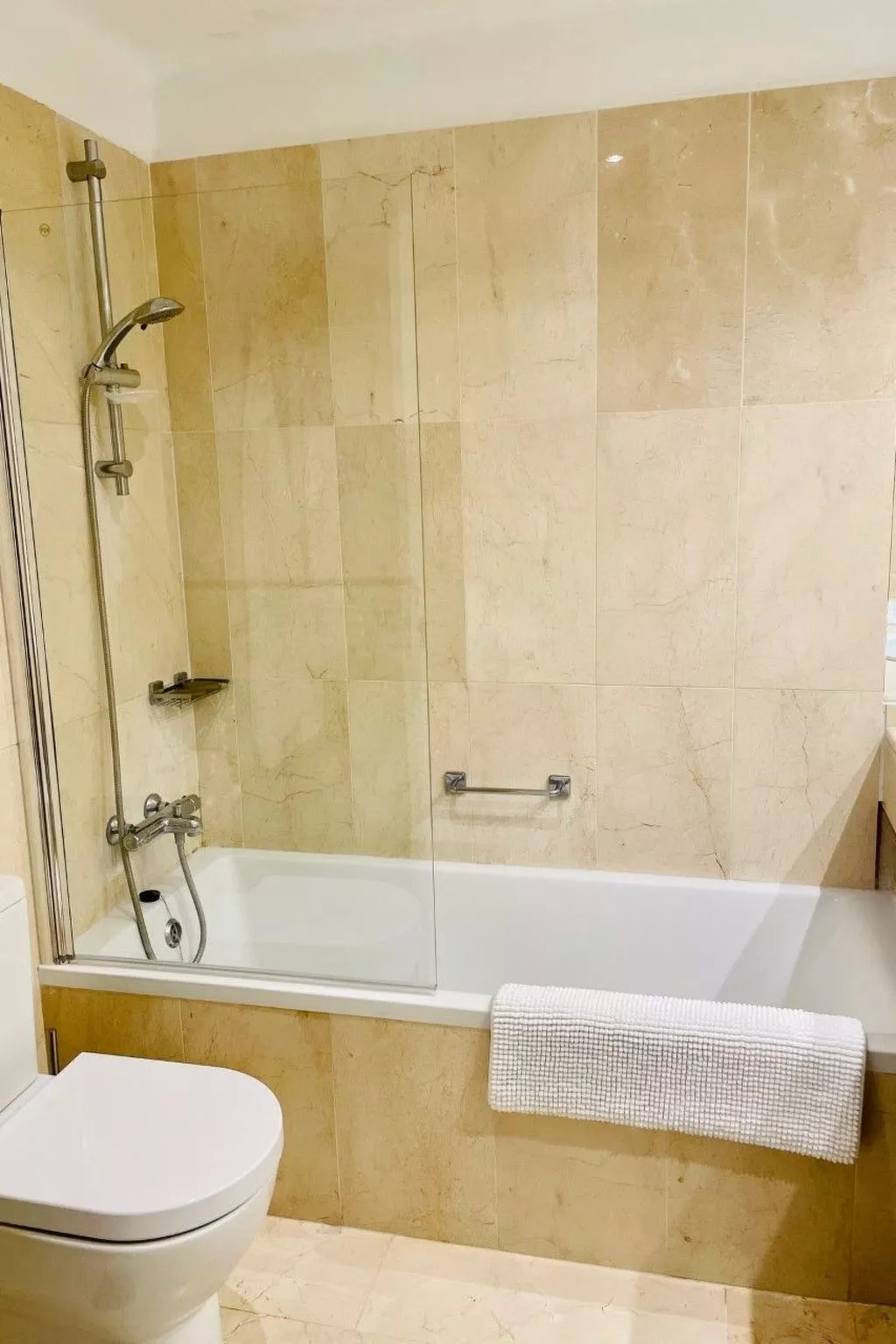 Appartement mit Pool - Dedans