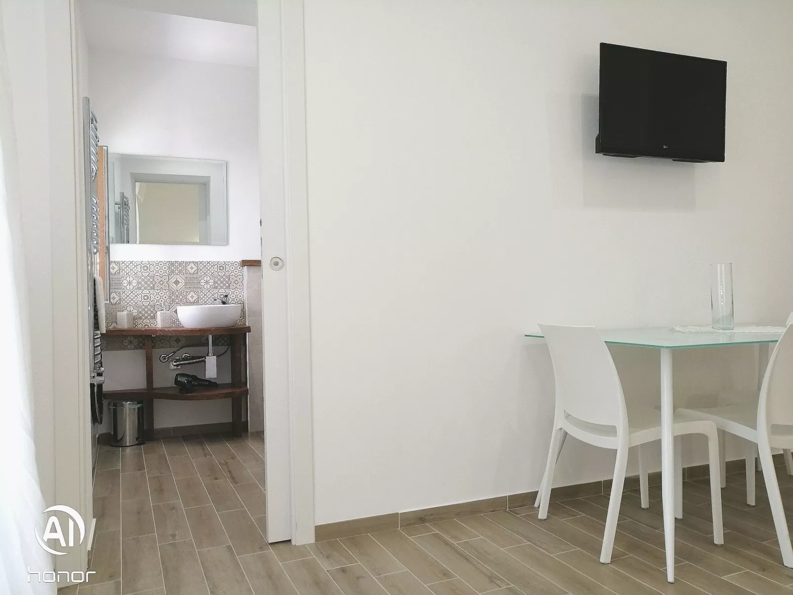 'Constance' mit Balkon-Drinnen