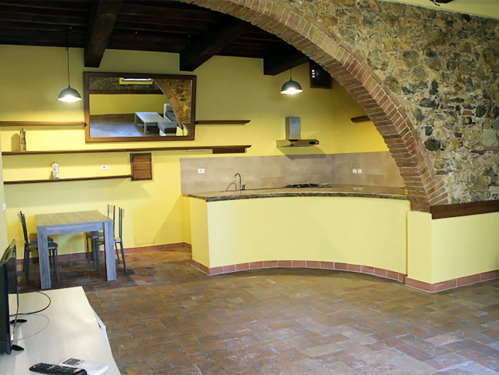 Wohnung Pozzo Vecchio-Drinnen