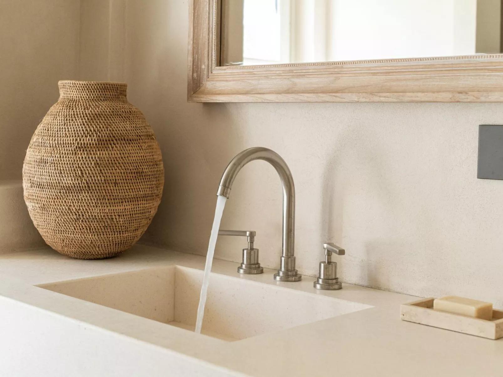 Capalbio Pool-Inside