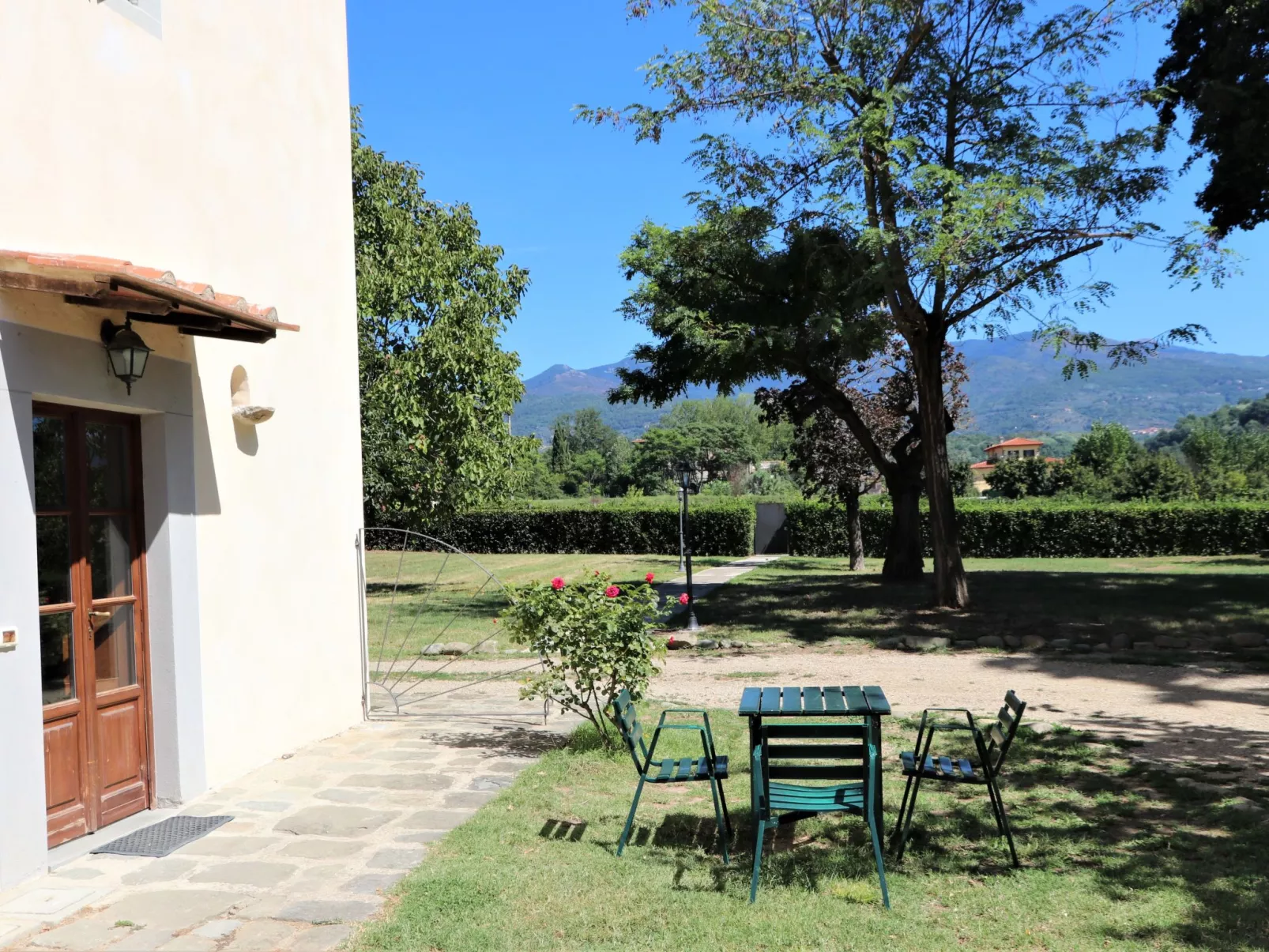 1-Schlafzimmer-Wohnung, die für Rollstuhlfahrer zugänglich ist-Outside