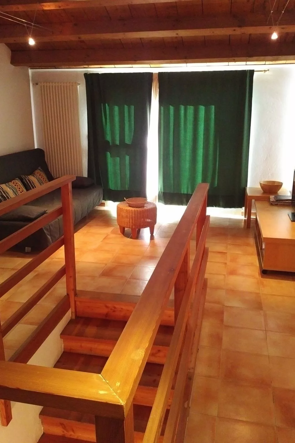 Zweijährige Terrassenwohnung-Inside