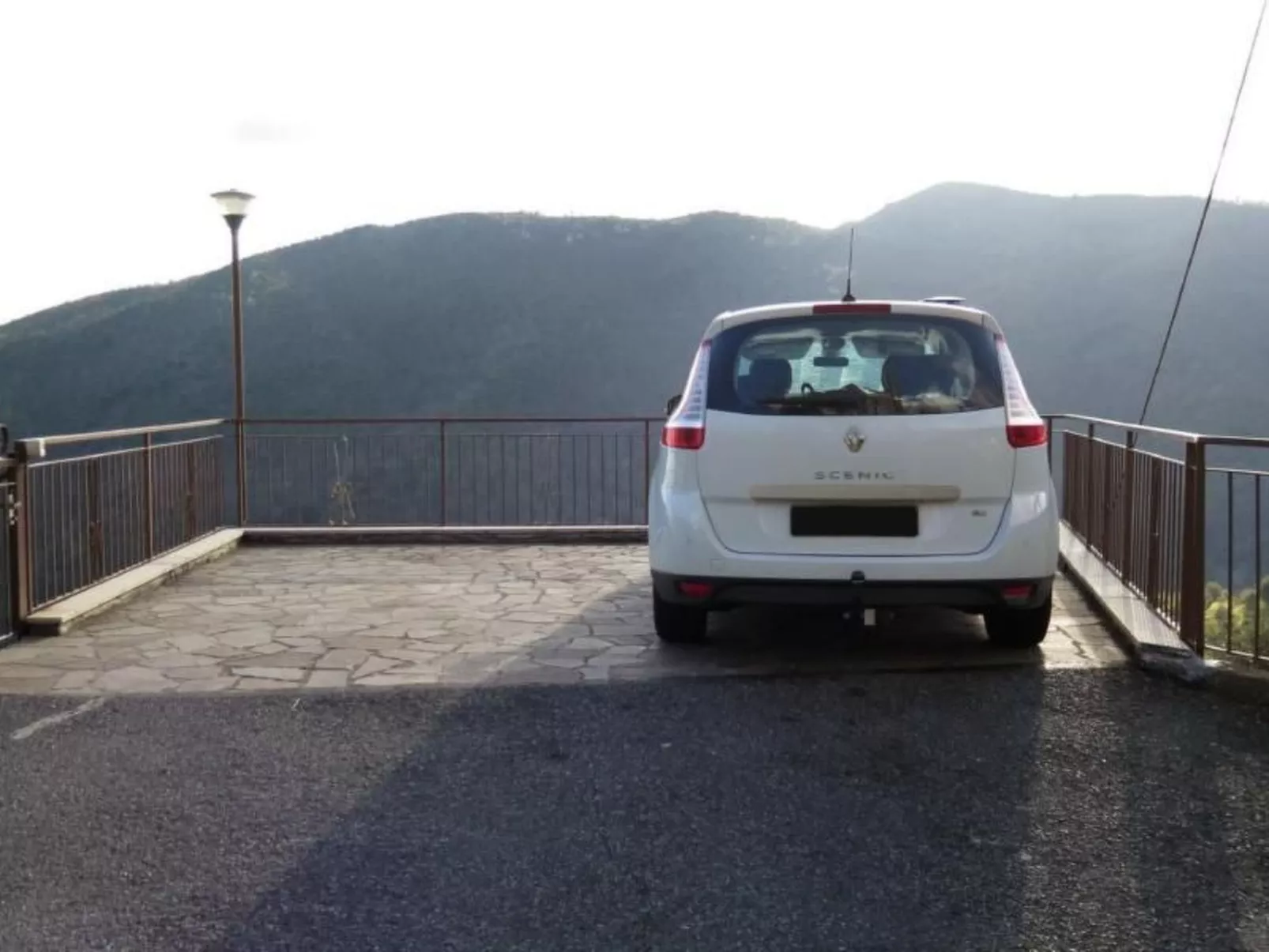 In Varazze mit Garten und Parkplatz-Image-tags.info