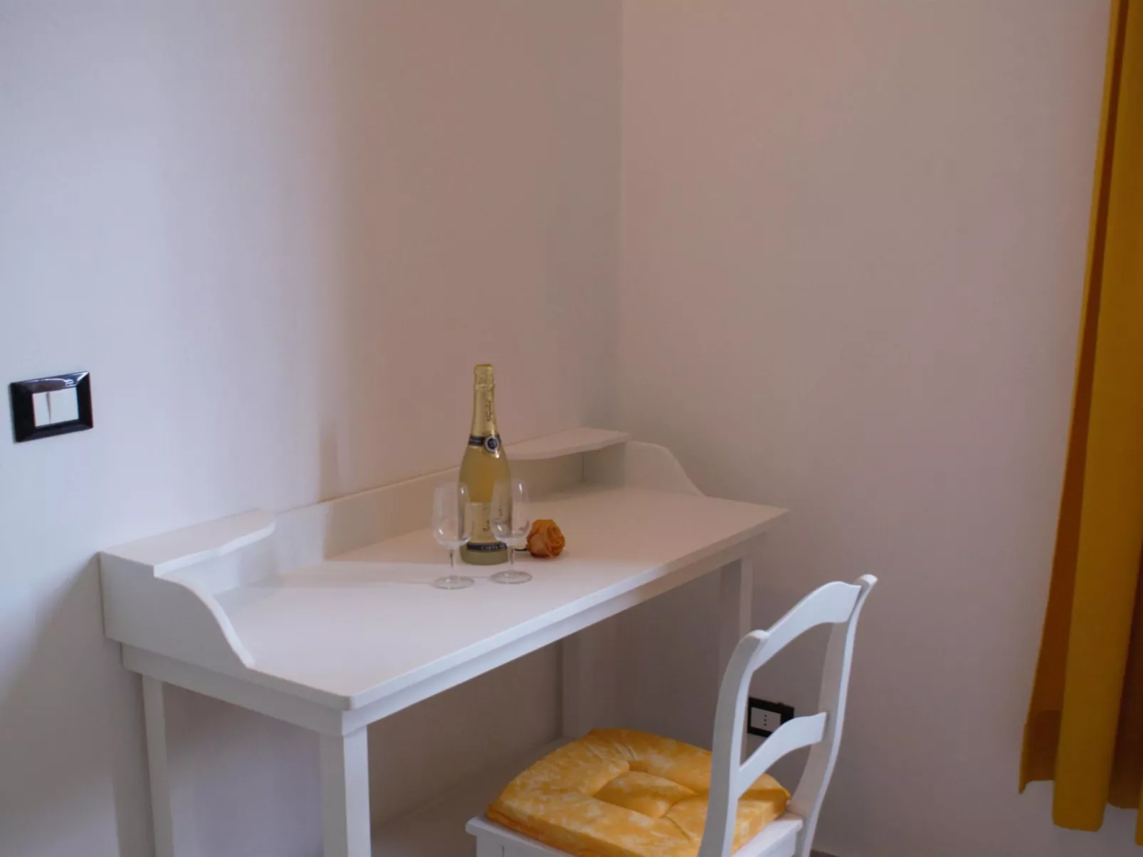 Komfortable Ferienwohnung in Cervo mit Garten-Dedans