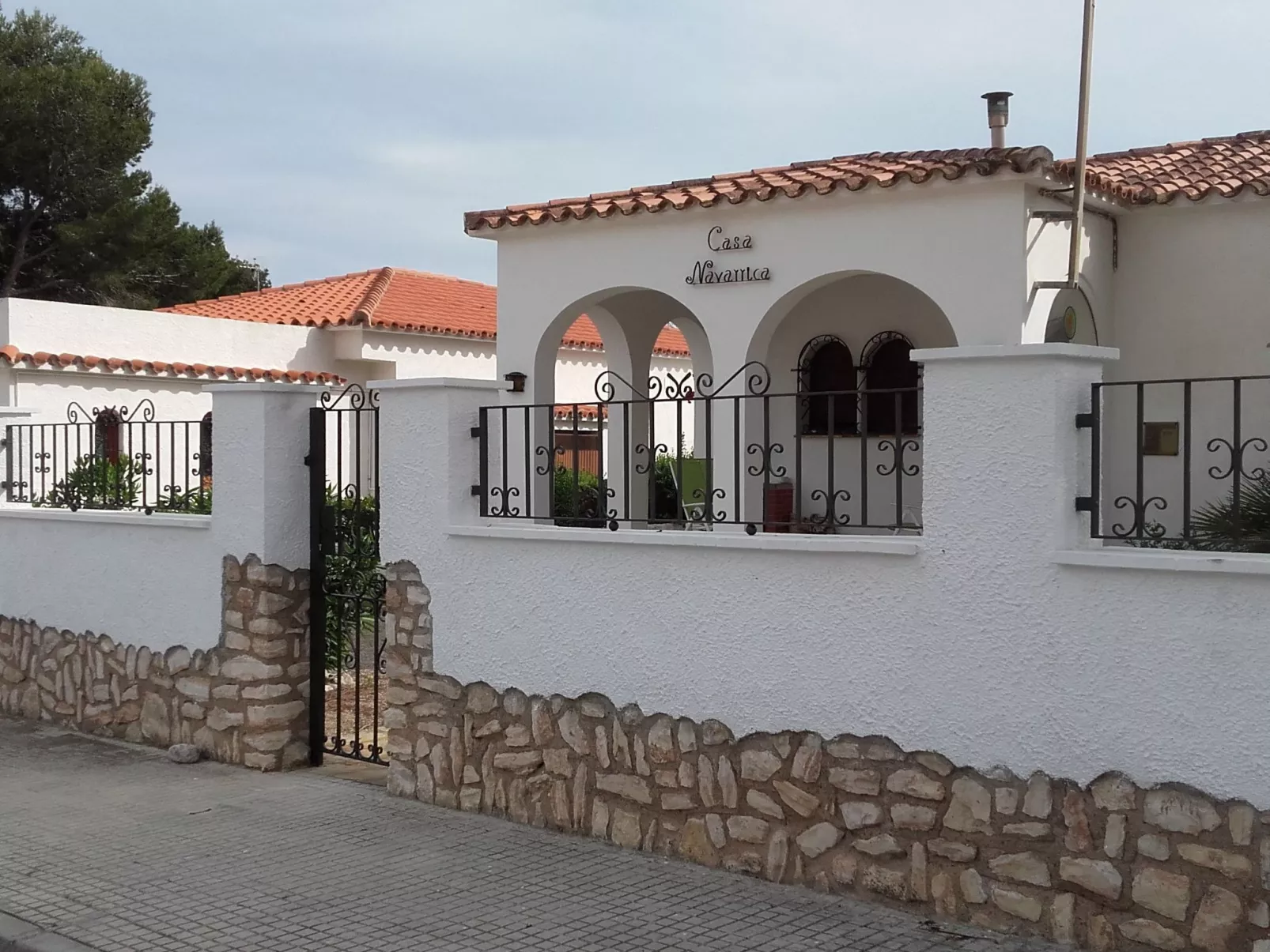 Geräumiges, strandnahes Ferienhaus mit Garten-Dehors