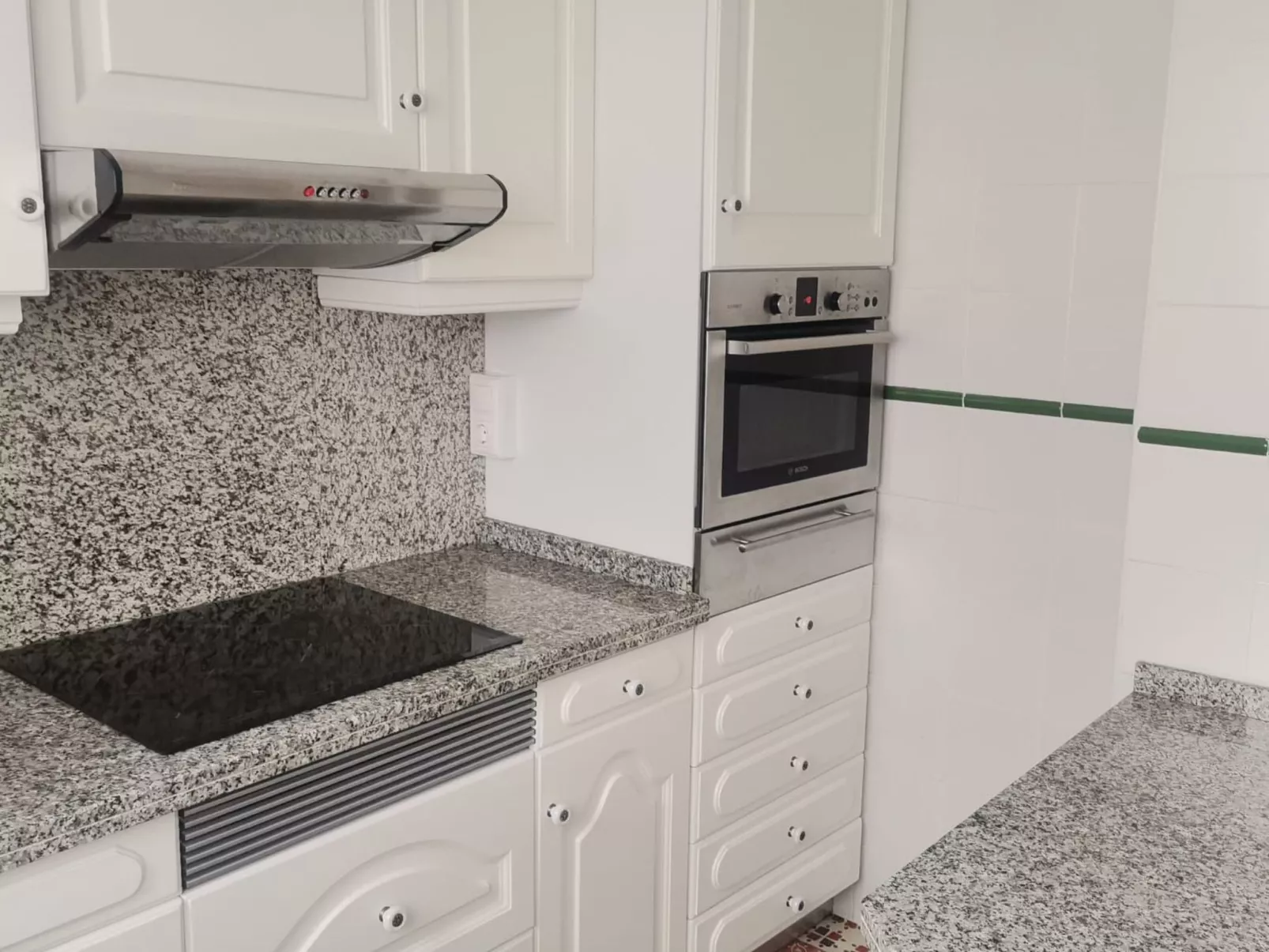 Penthouse mit drei Schlafzimmern in der Nähe von natürlichen Schwimmbädern-Inside