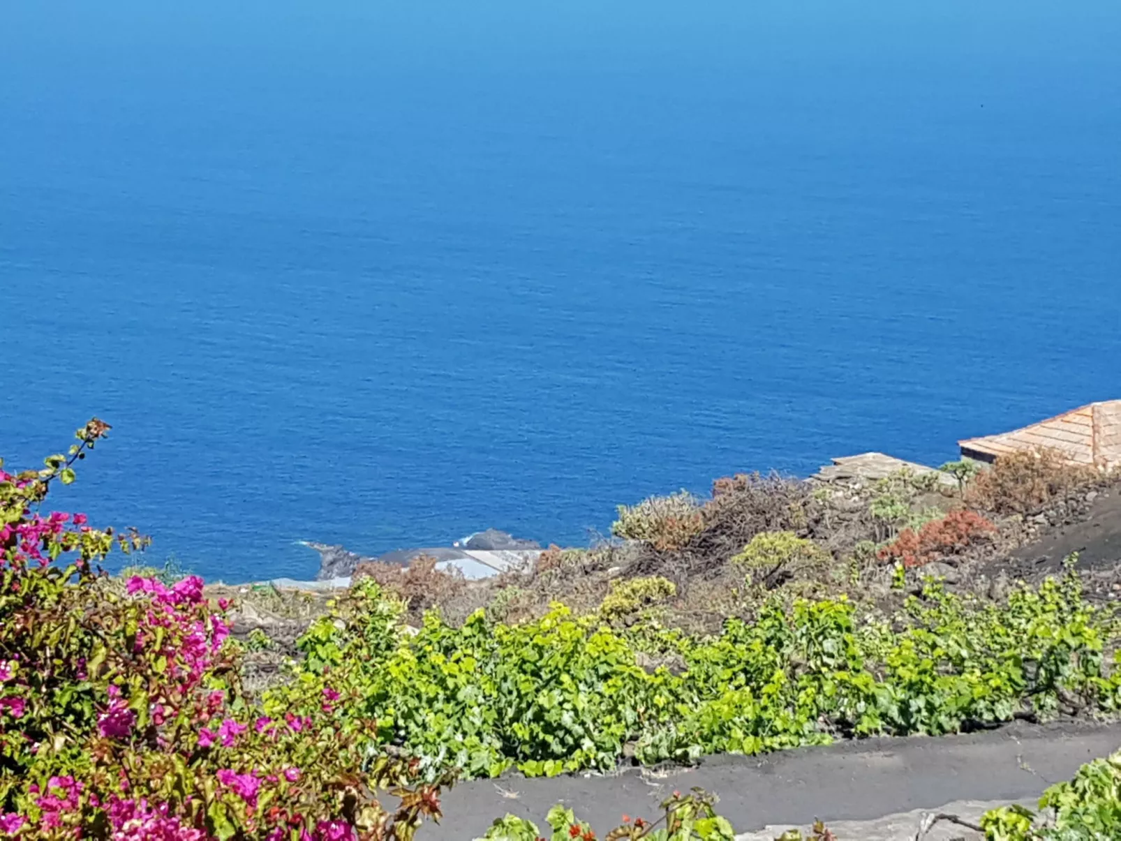 Mit Garten und wunderbarer Aussicht-Outside