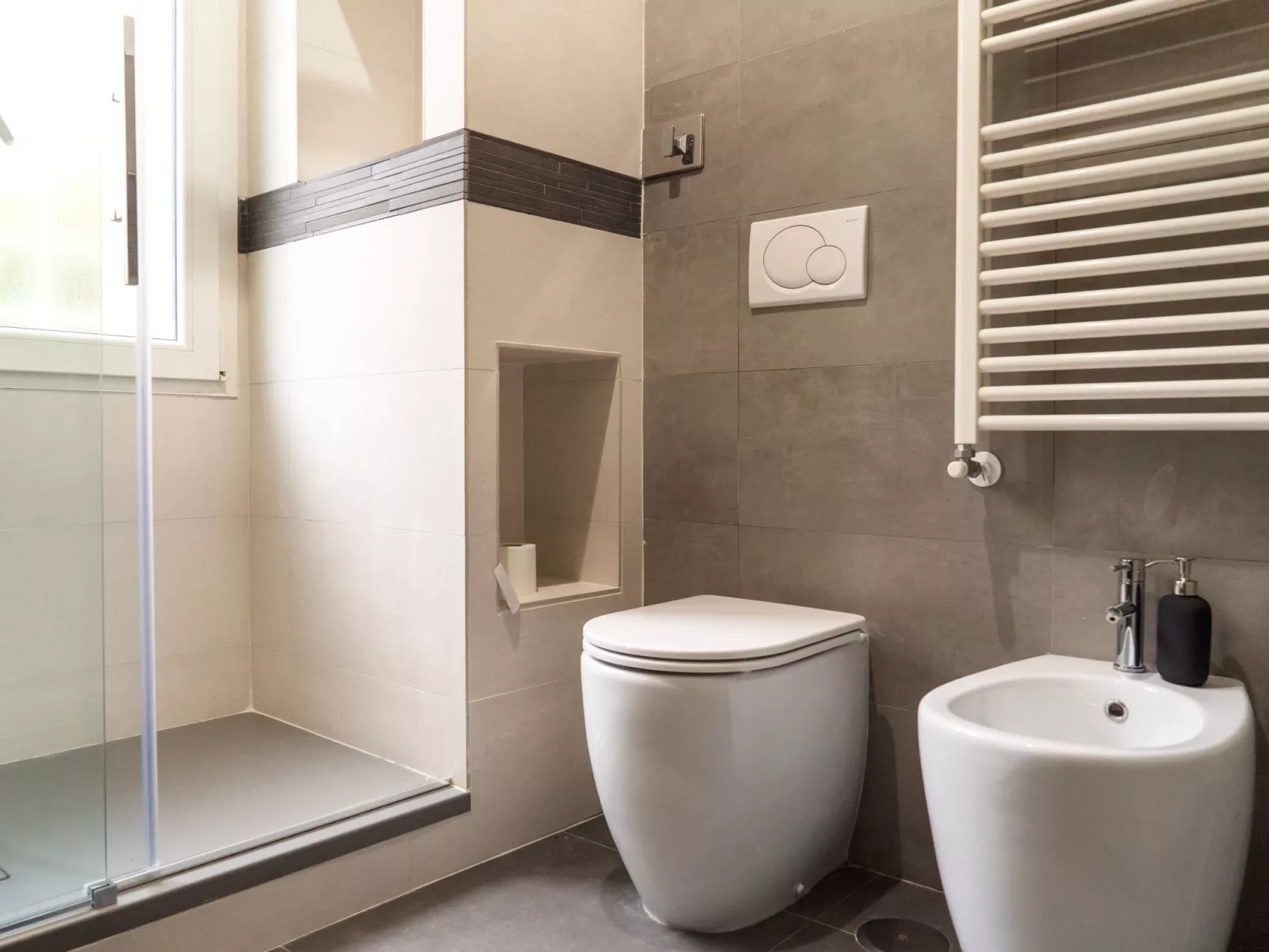 Wohnung 'Danke Vatikan'-Drinnen