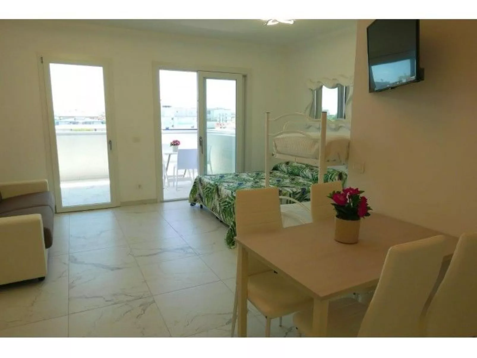 Ein-Zimmer-Wohnung "Saturno 303"-Drinnen