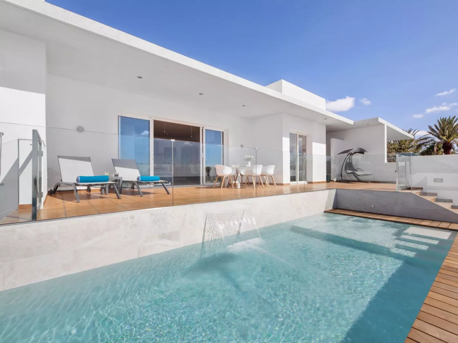 Villa Suite Isabela mit beheiztem Pool-Outside