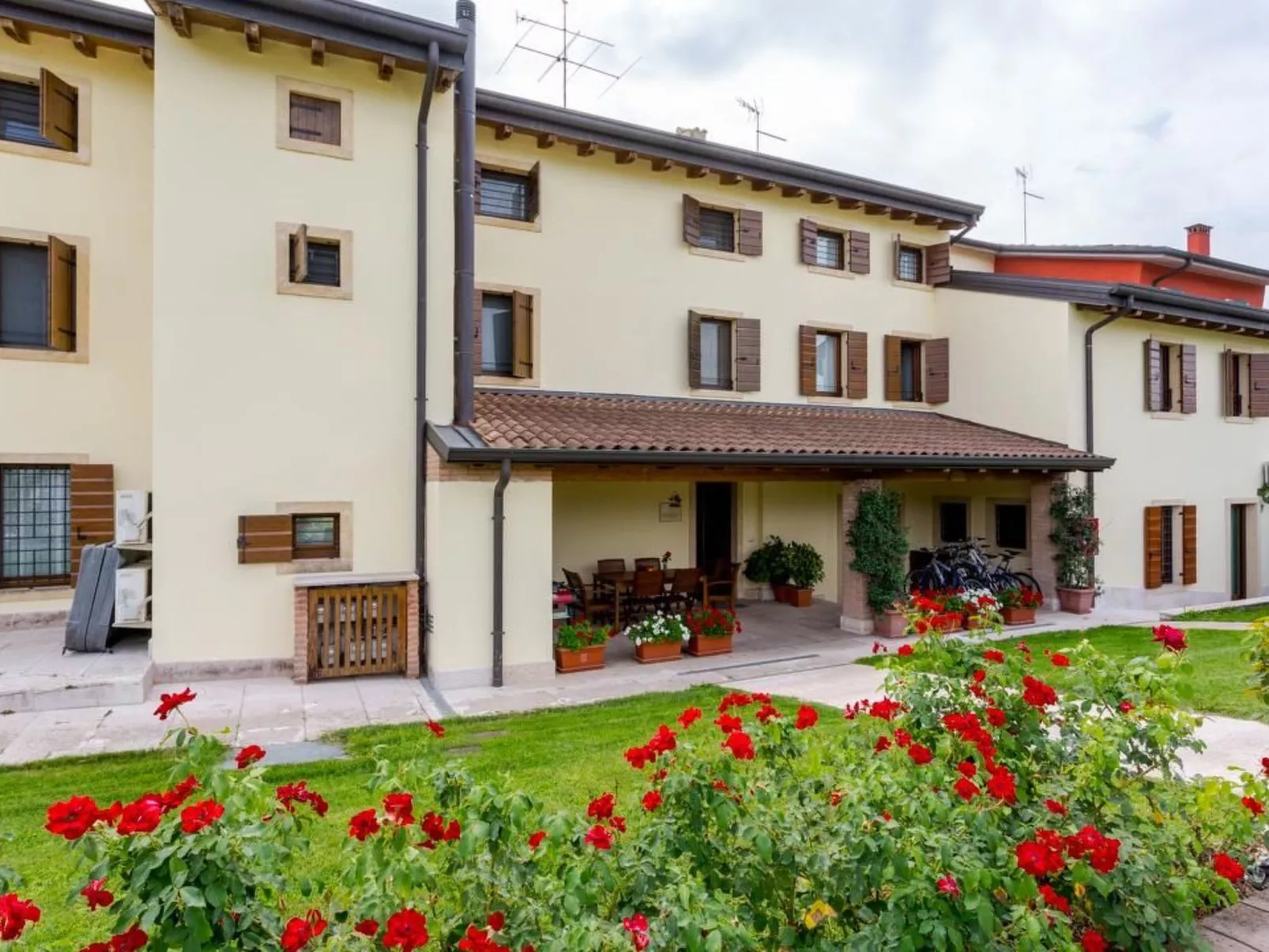 Unterkunft Sigagnola-Draußen