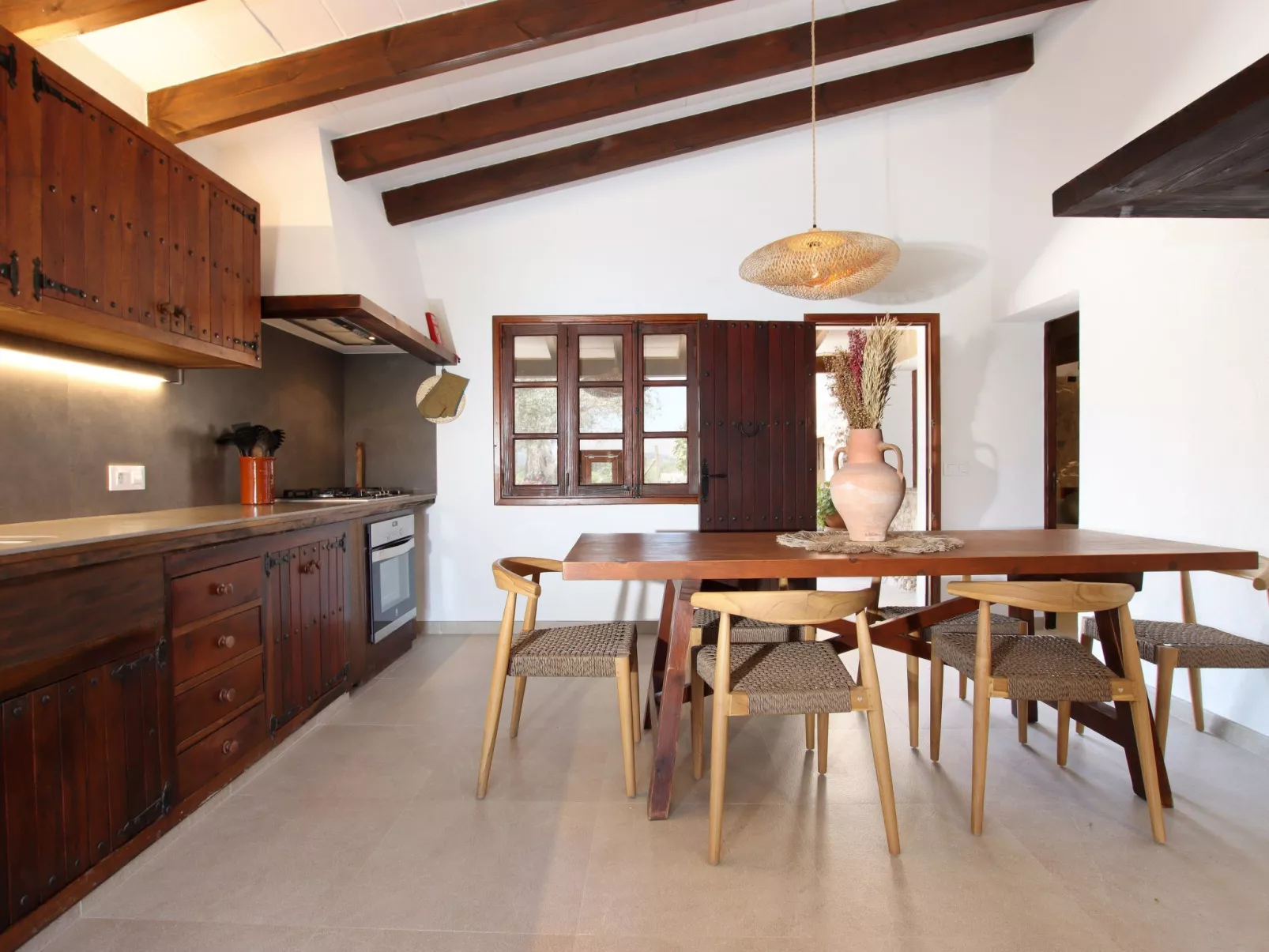 Große Villa auf dem Lande in der Nähe von Pollensa.-Image-tags.info