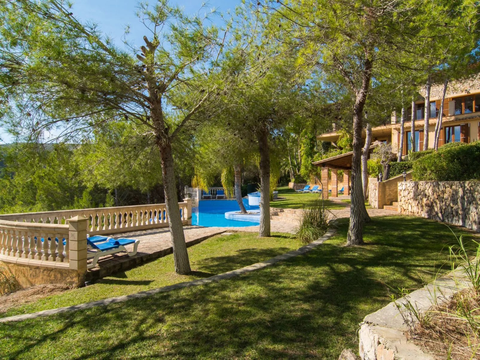 "Sa Mola" mit Terrasse-Draußen