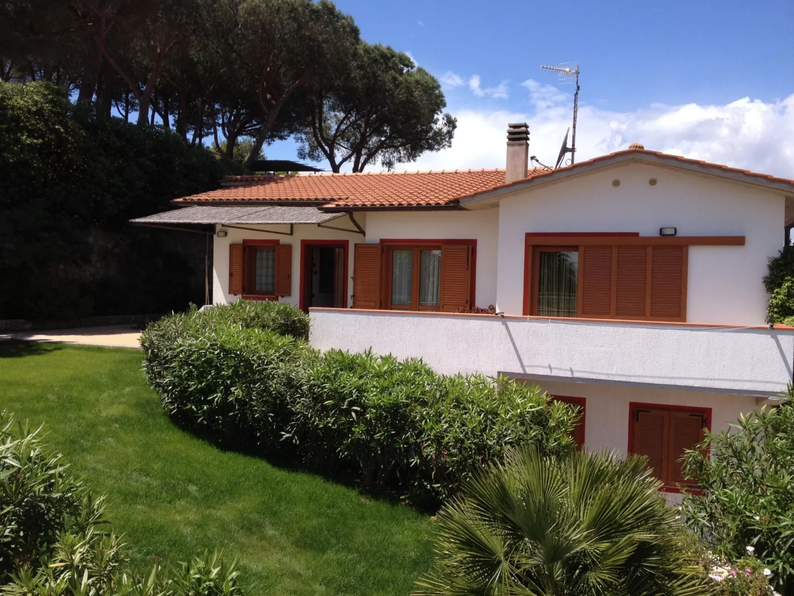 Gemütliches Appartement in Capoliveri mit Grill und Terrasse-Image-tags.info