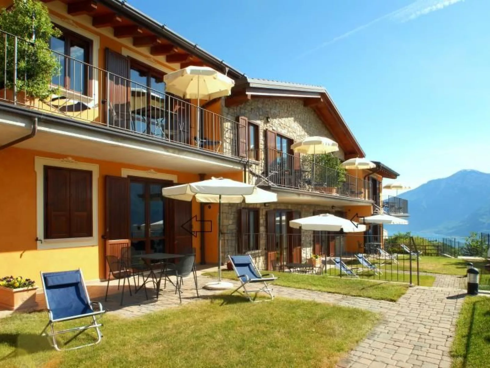 "Dreizimmerwohnung mit Balkon