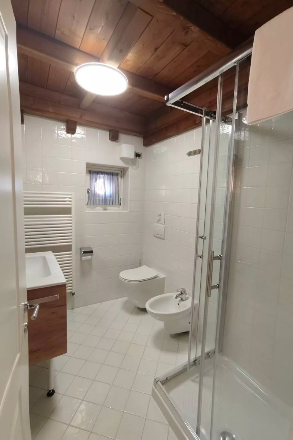 Aly d'angelo - im Turm-Inside