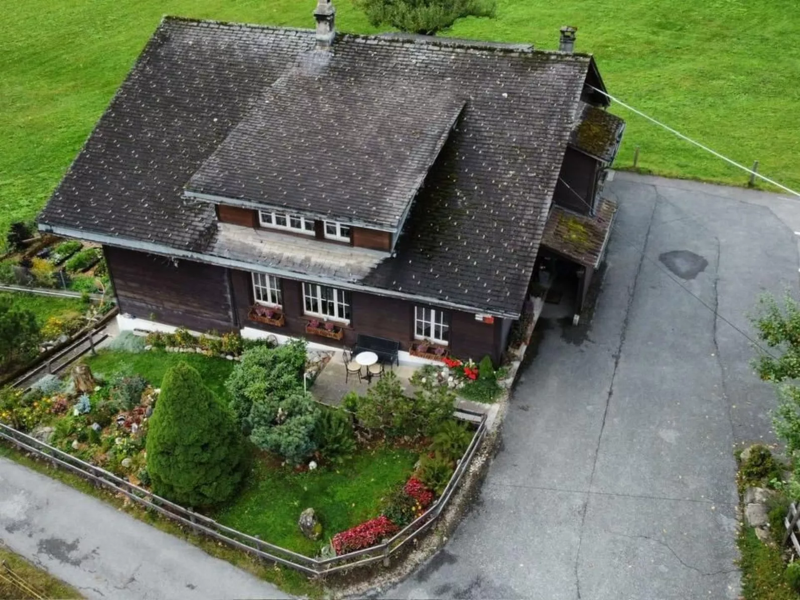 Gemütliches SINGLE-Studio-Outside