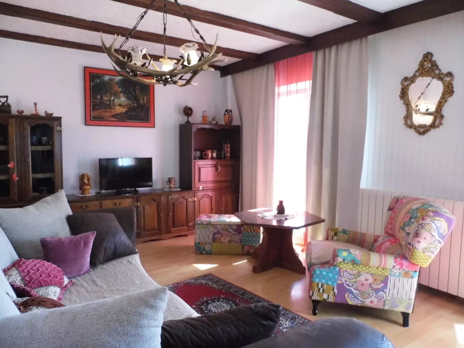 Wohnung in Radići mit geräumigem Balkon-Inside