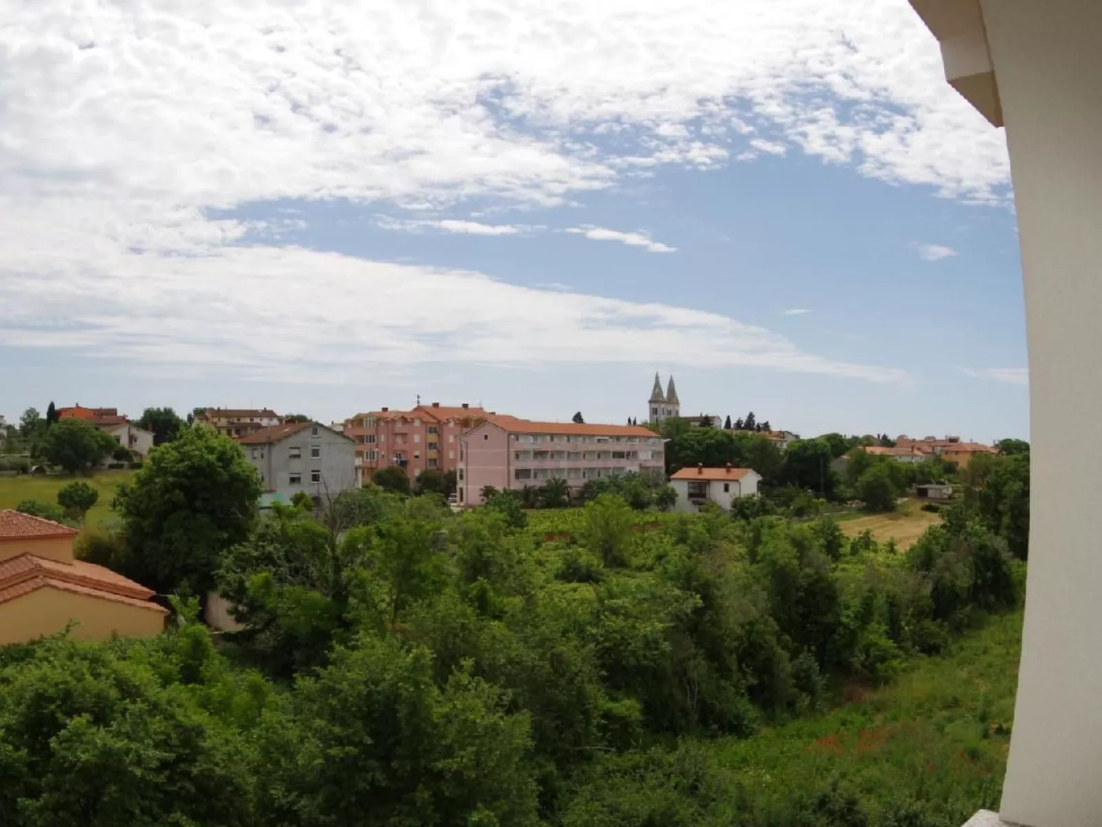 In Medulin mit Privatparkplatz-Outside