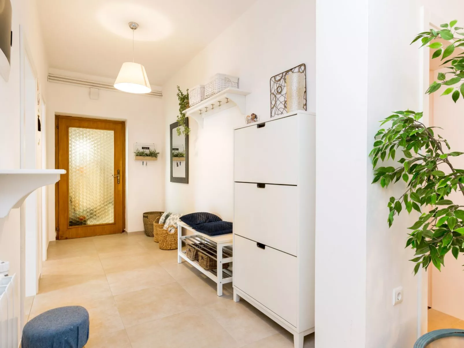 Tia, Wohnung mit Pool-Inside