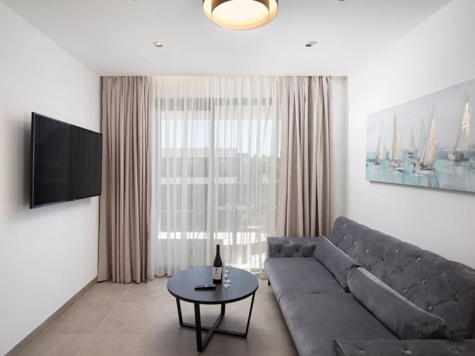 Amore Bijeca - B4-Inside