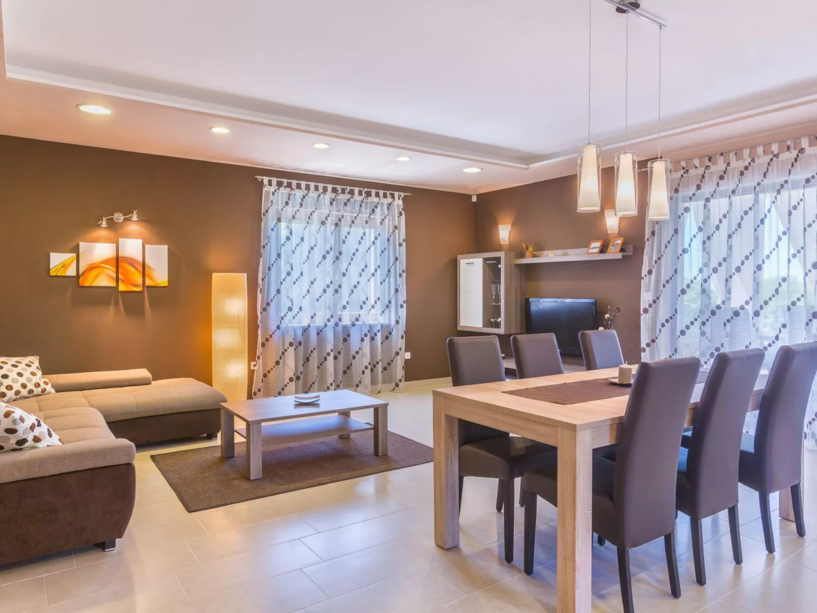 Villa "Tara" mit privatem Pool-Dedans