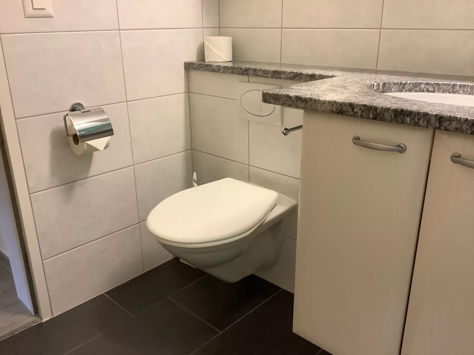 Chesa Azalea 2-Inside