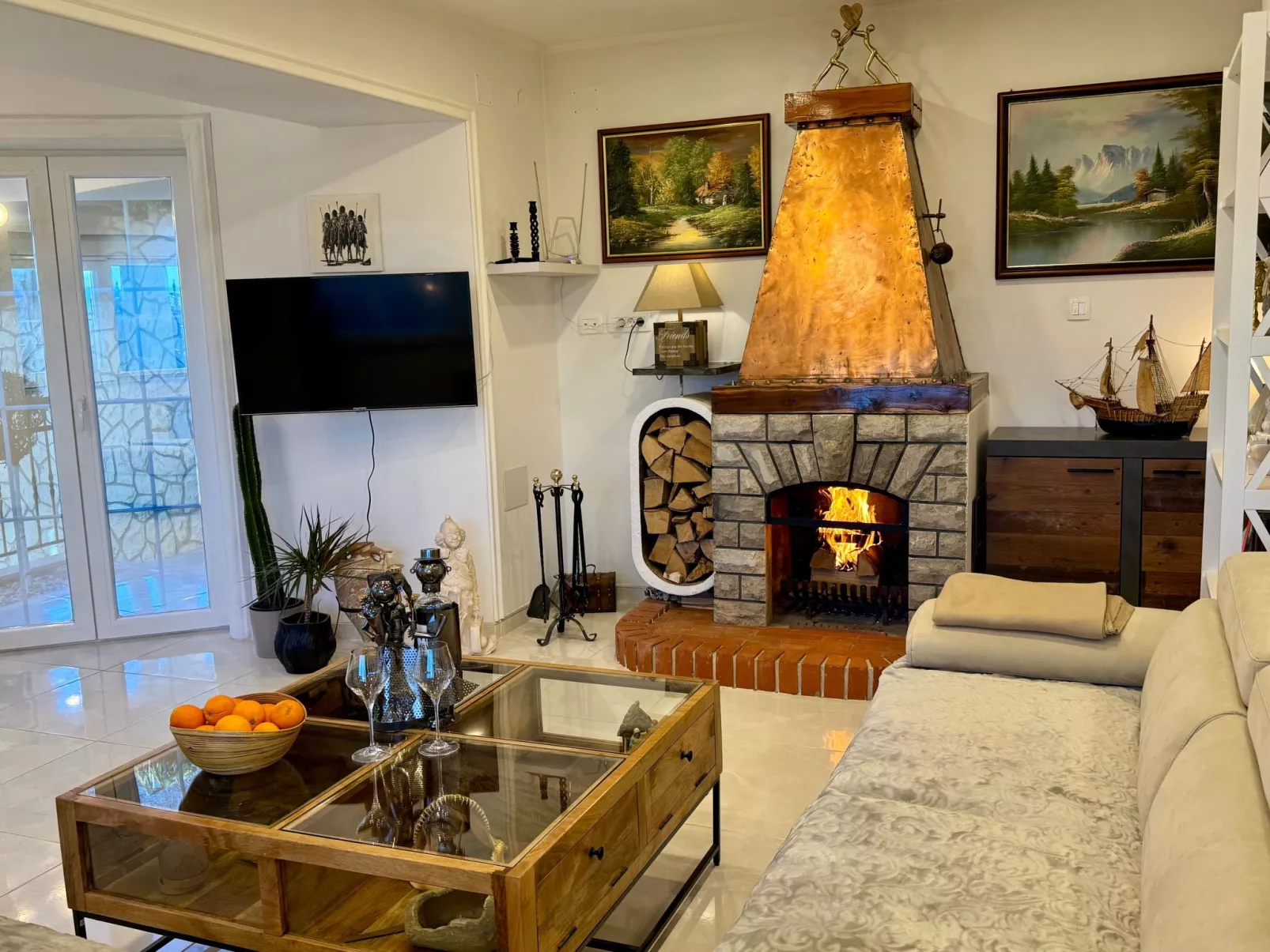 Apartment Toma 2-Dedans