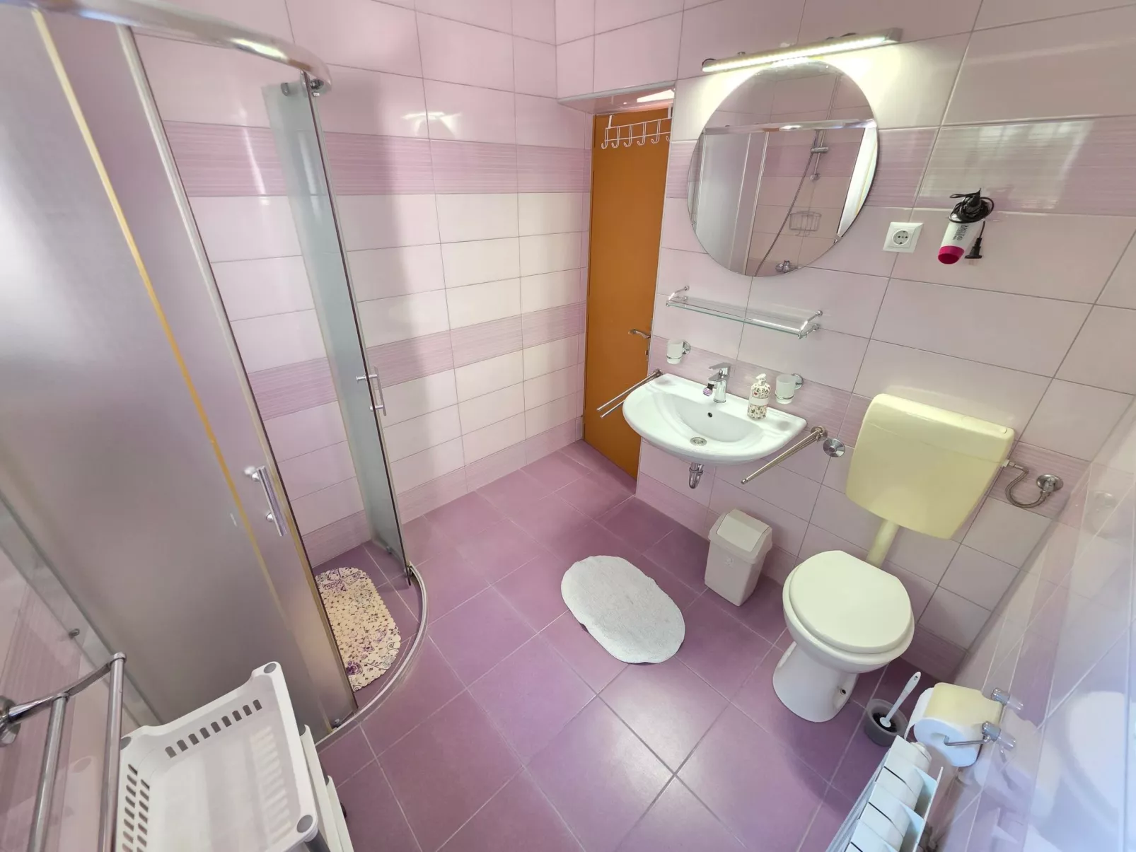 Wohnung mit Terrasse, 150 m vom Sandstrand entfernt-Dedans