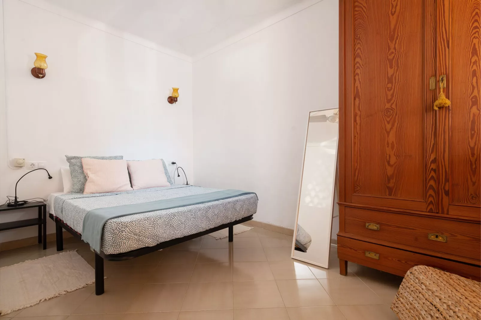 Mare De Deu Del Carme, 18-Exterior summer