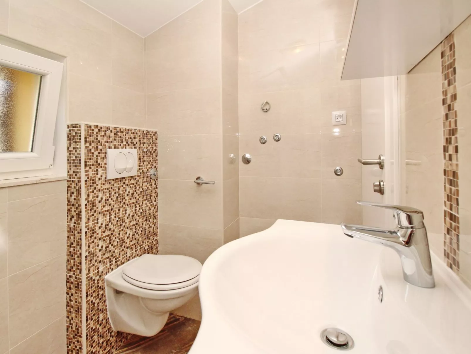 Charmantes Appartement in Baška mit Eigenem Balkon-Dedans