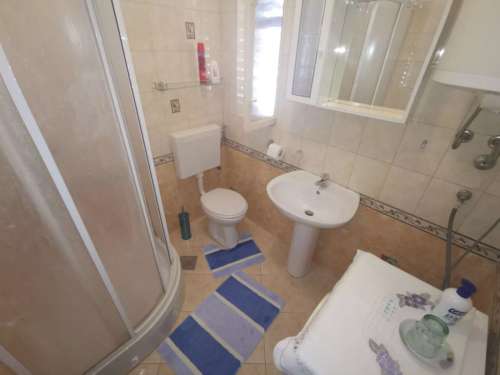 Wohnung für 7 Personen, 100m vom Strand-Inside