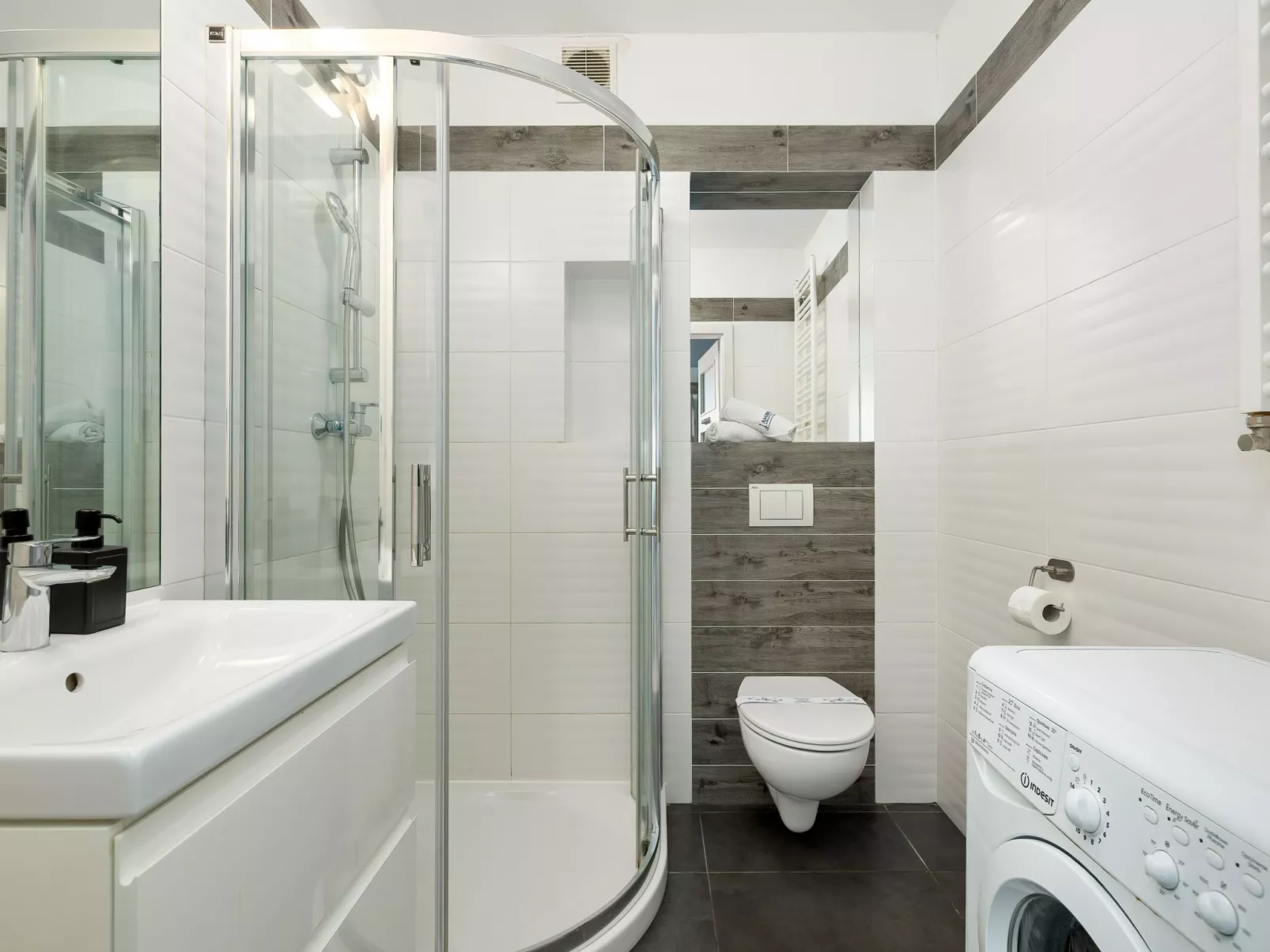 Apartment Ambria III-Dedans