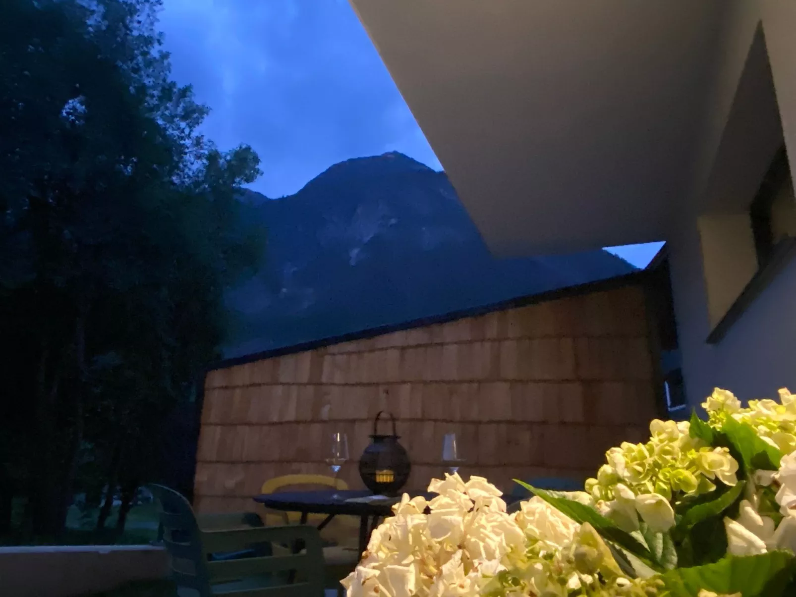 Appartement in Schönwies mit Garten und Terrasse-Outside