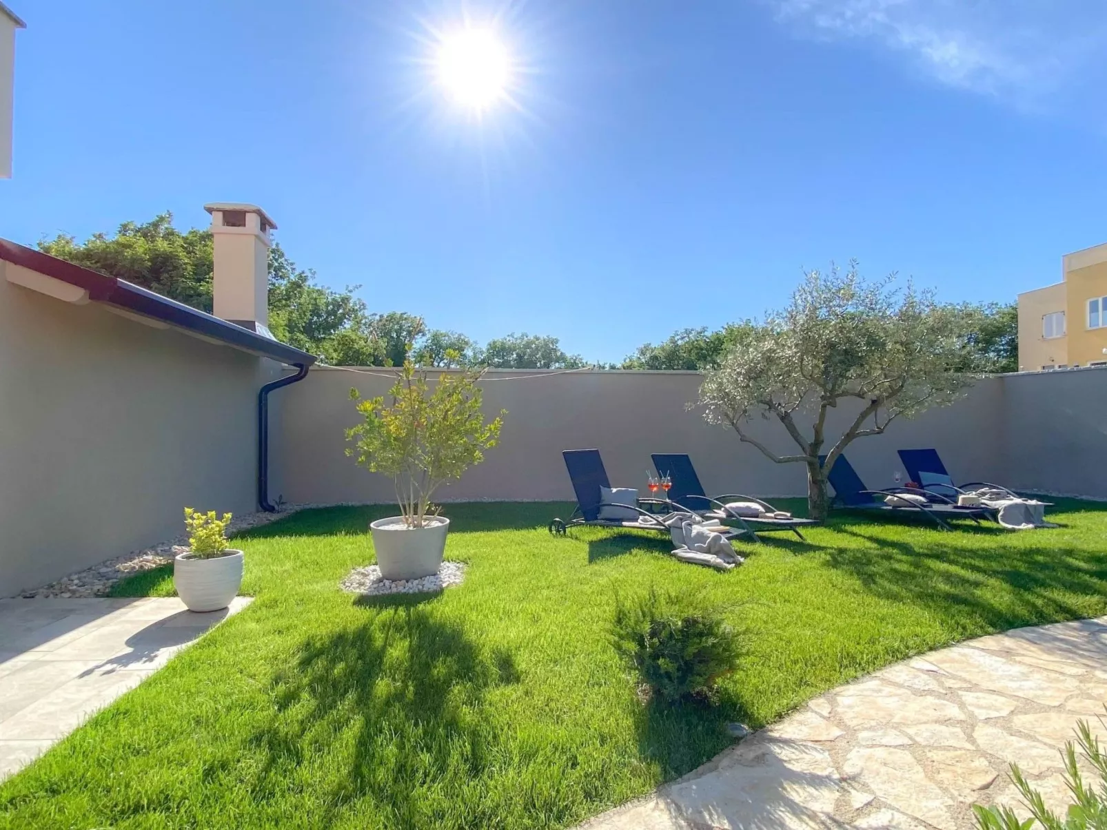 Mit Privatpool für 6 Personen ca. 105 m&sup2; in Bužinija, Adriaküste Kroatien-Outside