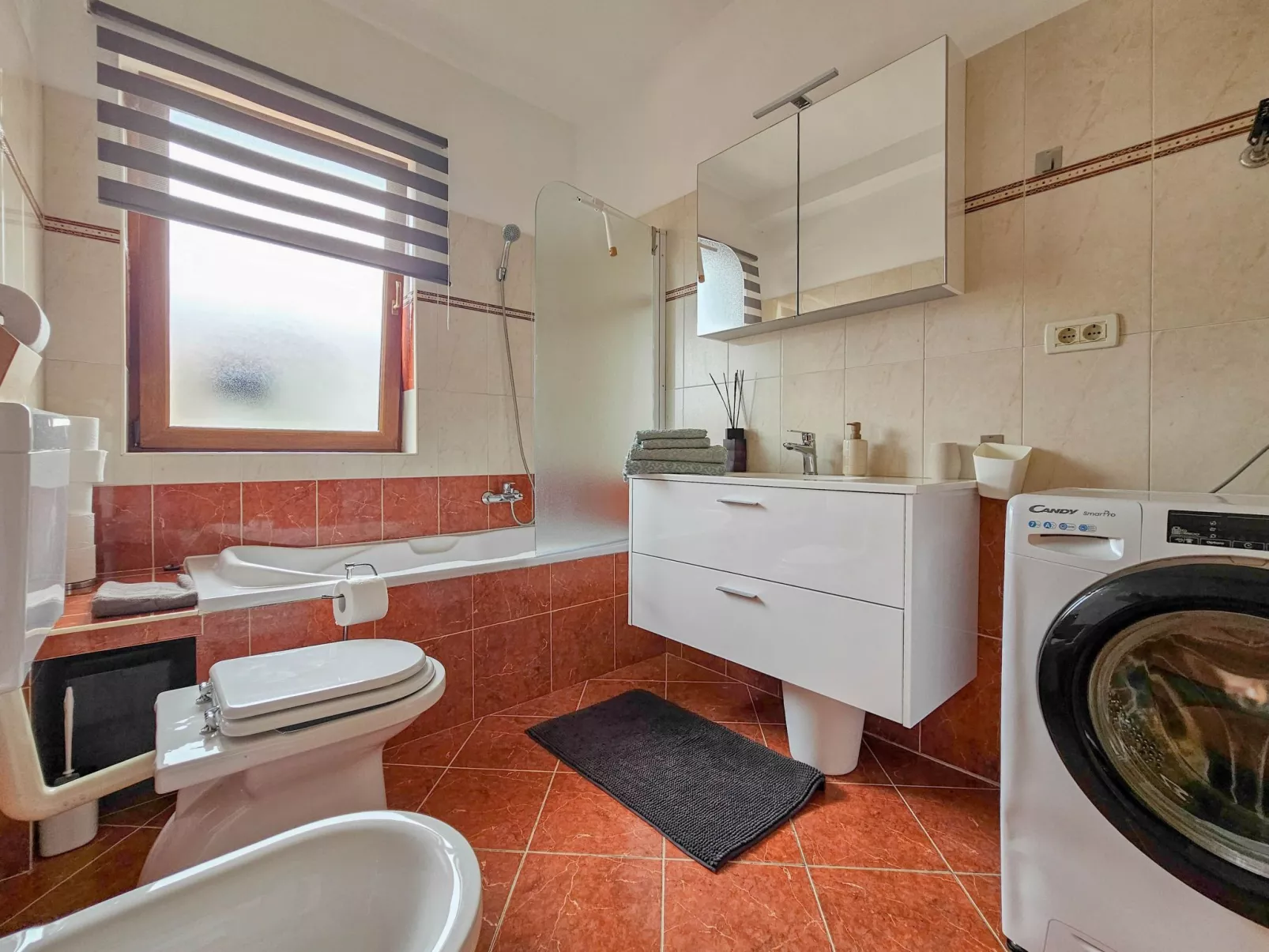 Für 4 Personen ca. 40 m&sup2; in Novigrad, Adriaküste Kroatien (Westküste von I-Drinnen