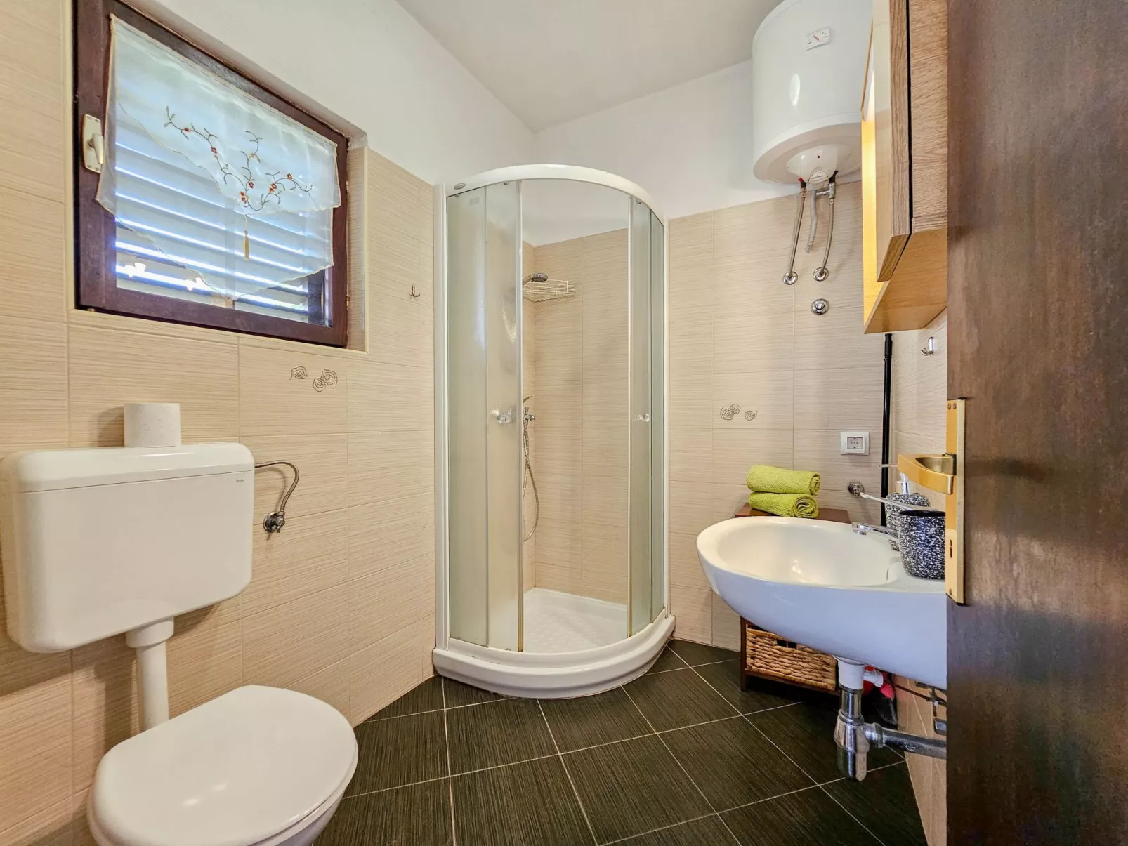 Appartement mit Terrasse für 2 Personen-Image-tags.info