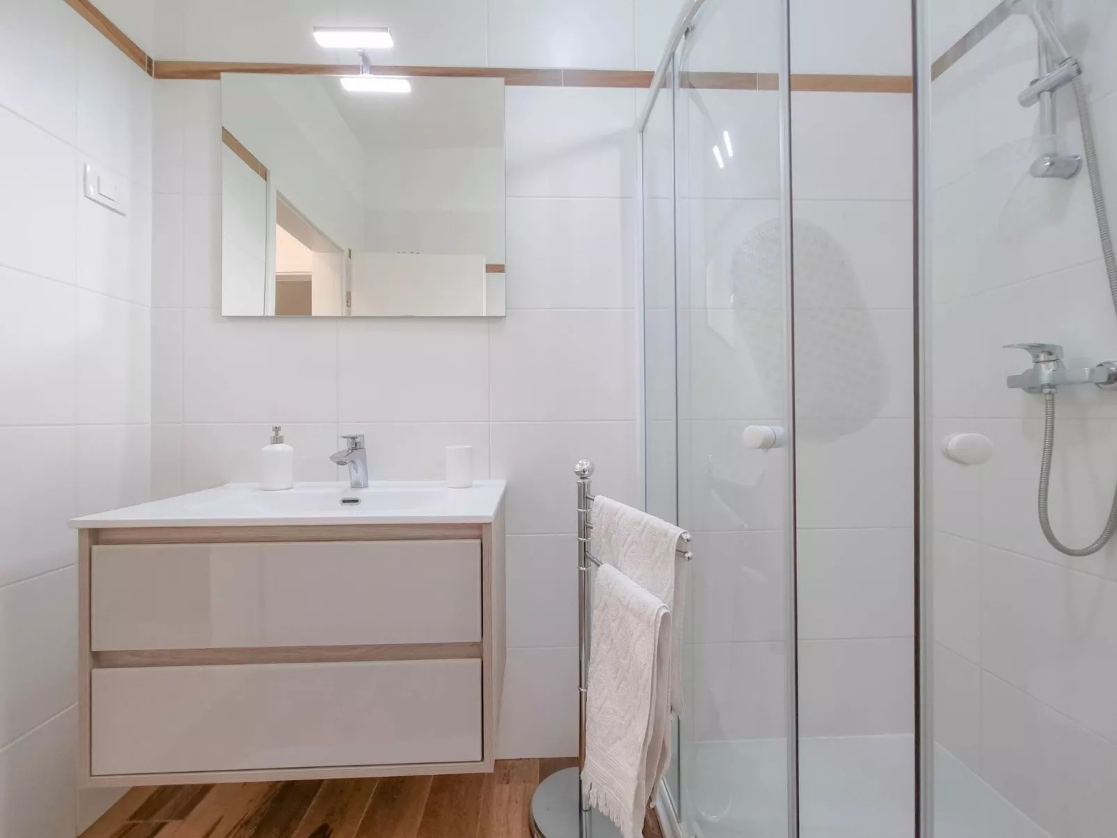 Für 4 Personen ca. 40 m&sup2; in Novigrad, Adriaküste Kroatien (Westküste von I-Dedans