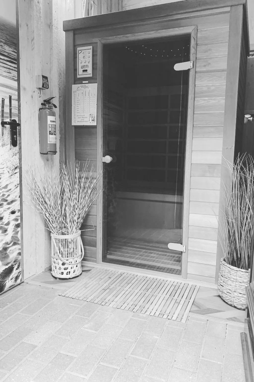 Tolles Ferienhaus in Altwarp mit Garten-Outside