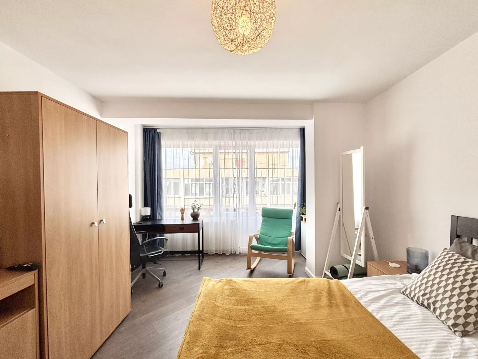 Opera Sunrise zentrale moderne Balkonwohnung