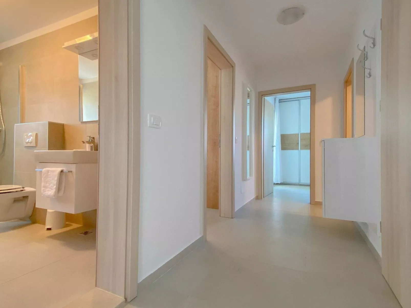 Wohnung "Sofia" mit Balkon-Drinnen