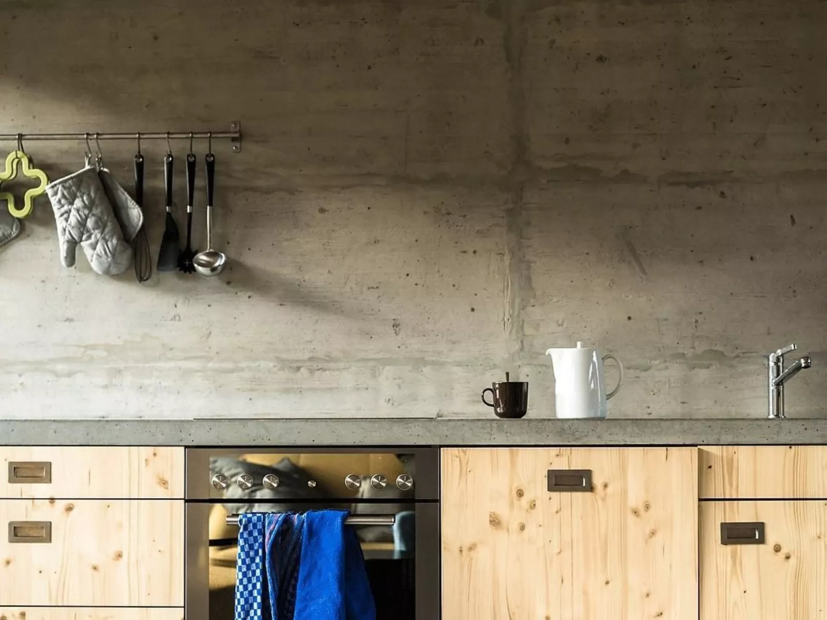 Mayen an Jean-Dedans