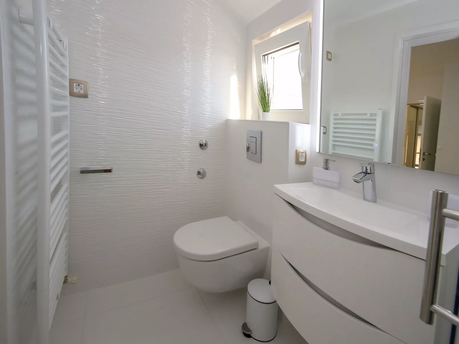 Gemütliche Villa Gabriel mit Schwimmbad-Dedans