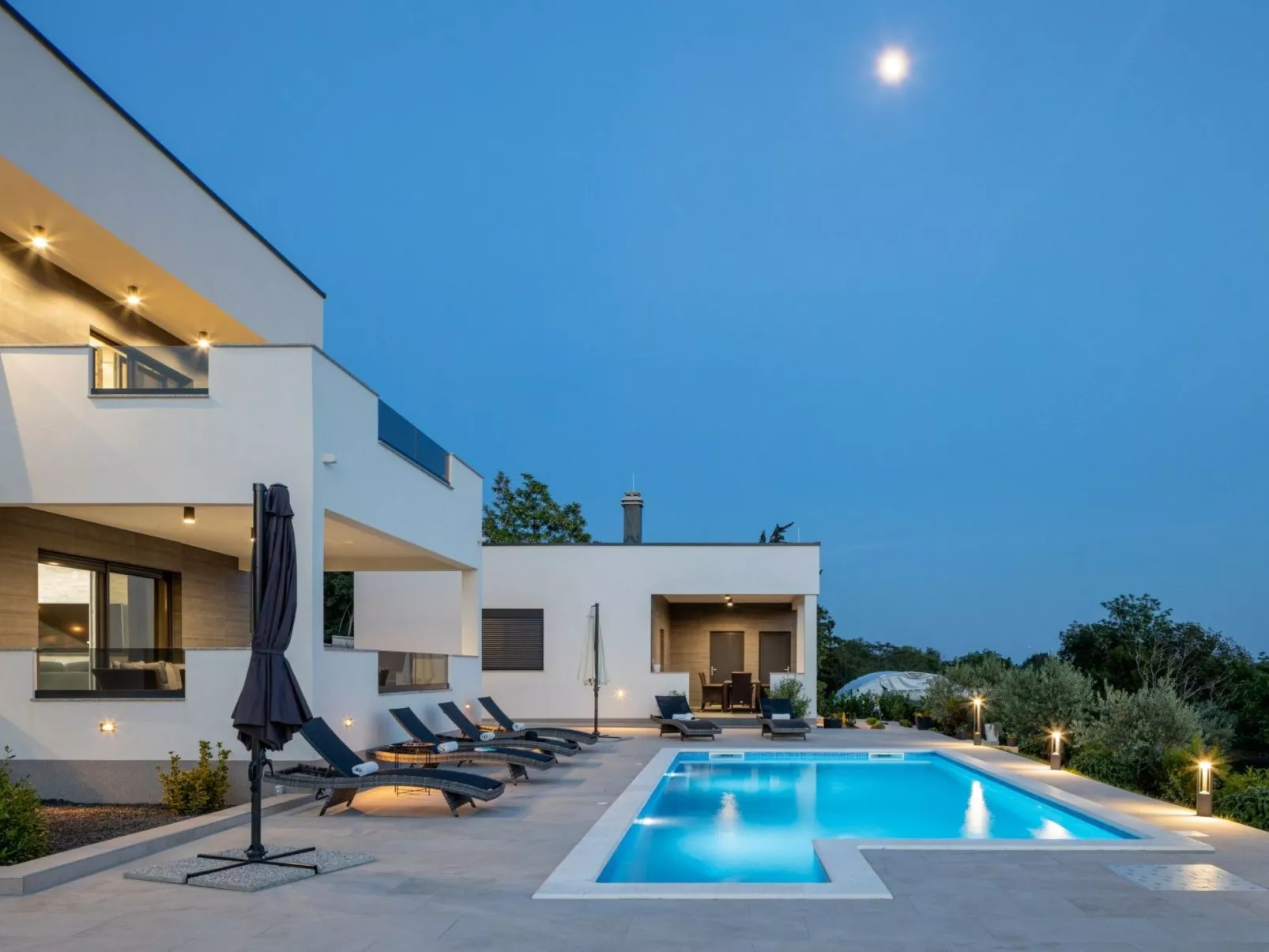 Villa Bura mit Pool und tollem Ausblick-Dehors