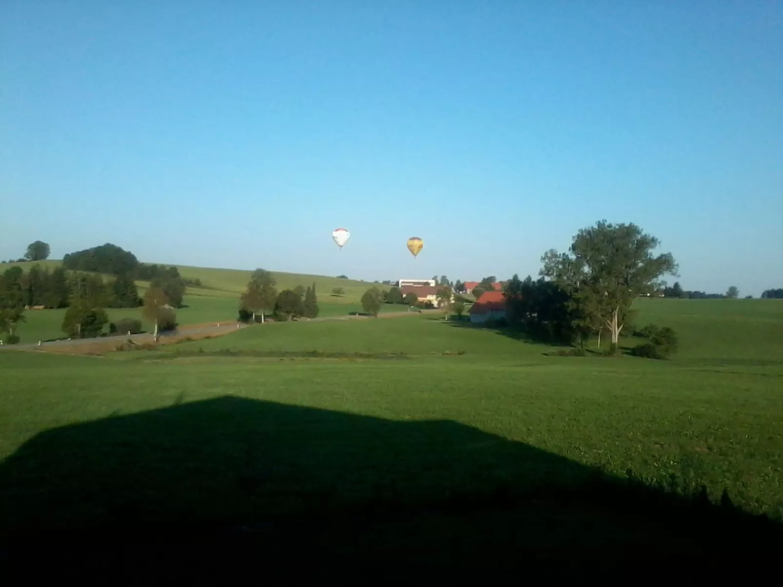 Wohnung mit großer Gartenterrasse und Ausblick-Outside